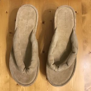 Veronica Beard Geno Cork Wedge Platform Flip Flop Sandal Size 9 Sand